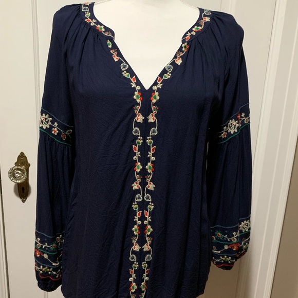 VELVET by Graham & Spencer Boho Navy Blouse - Picture 3 of 7
